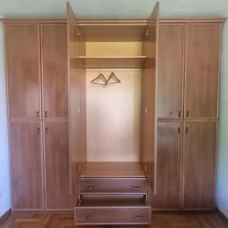 In Campagna Vicino Al Mare